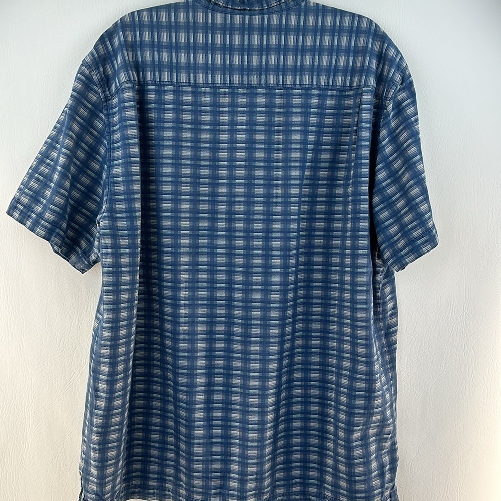 Tommy Bahama Silk/Cotton Short Sleeve Plaid Button Down Shirt - Picture 4 of 6